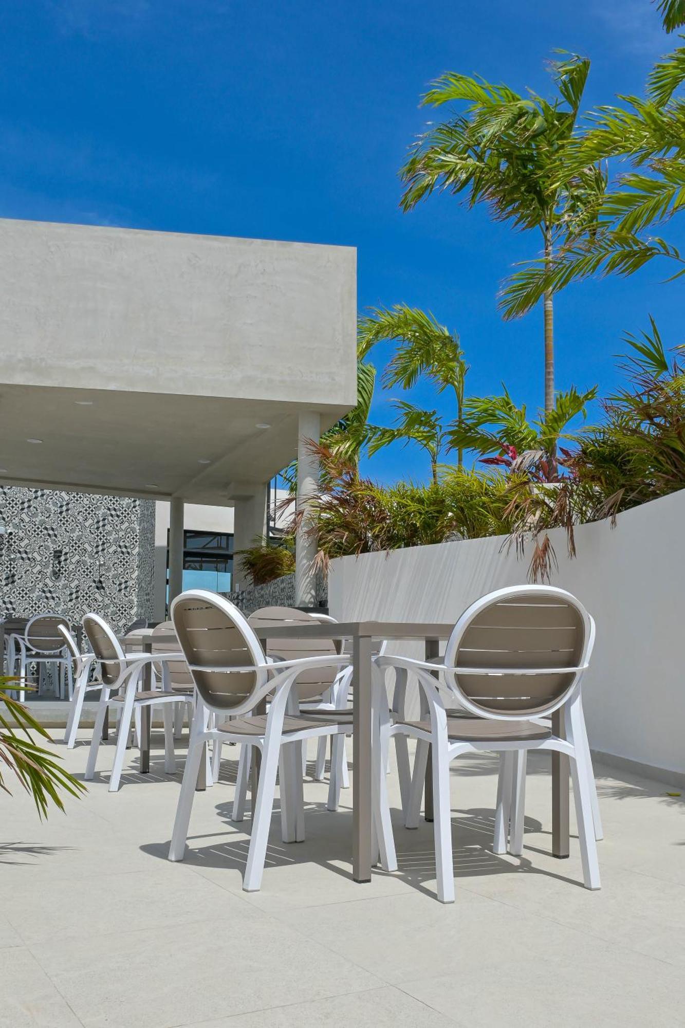 Urban Towers Playa Del Carmen Apartment Ngoại thất bức ảnh
