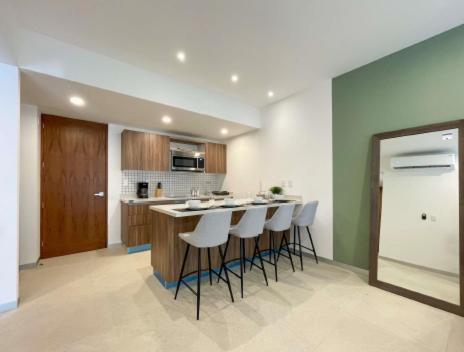 Urban Towers Playa Del Carmen Apartment Ngoại thất bức ảnh